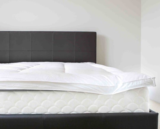 Vintage Hotels In Room Bedding Collection King Size High Loft Cluster Fibre Bed