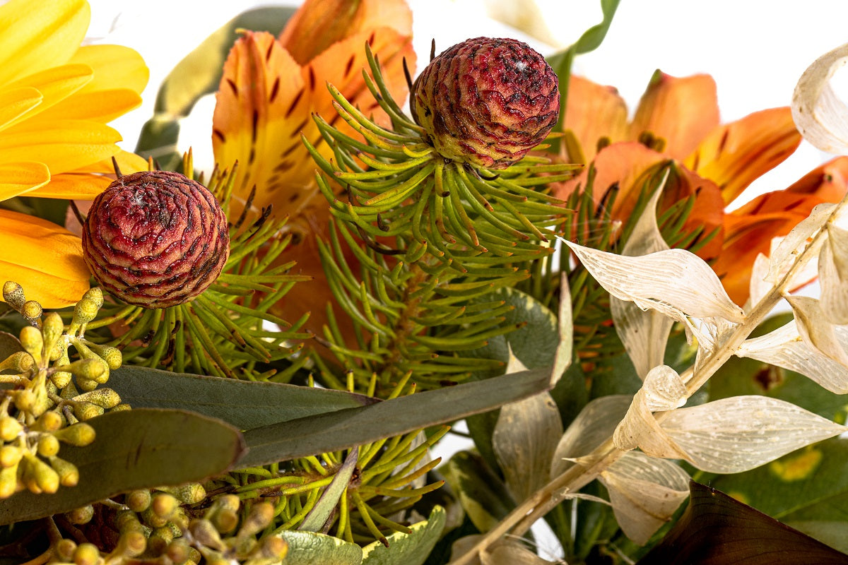 Stylish Table Top Arrangement